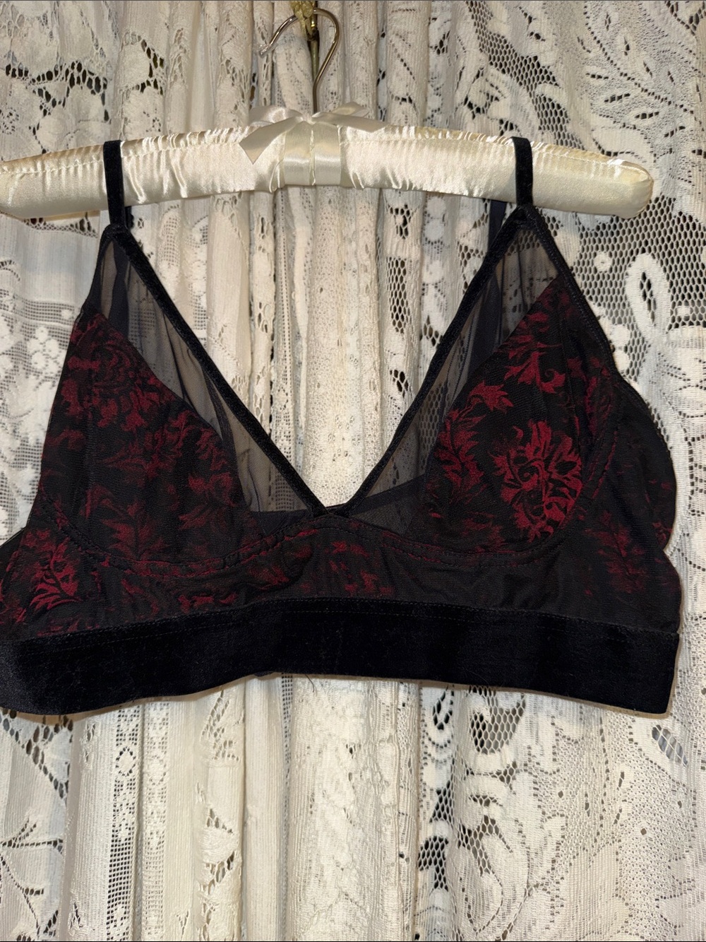 Coquette velvet xl bralette